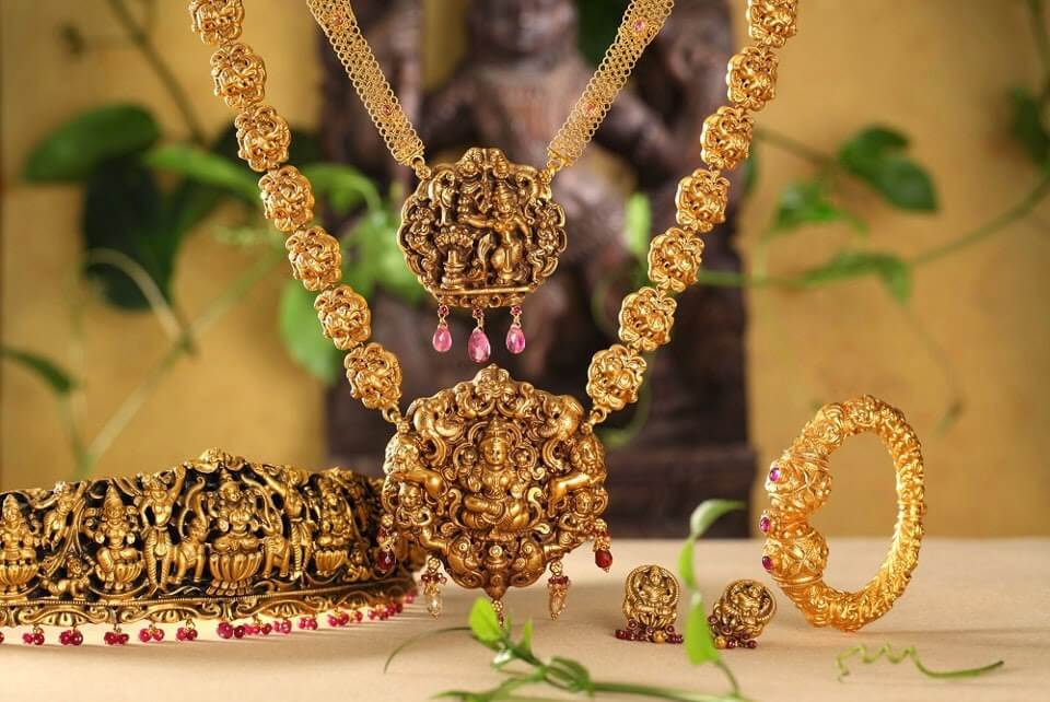 Temple Jewelry Set